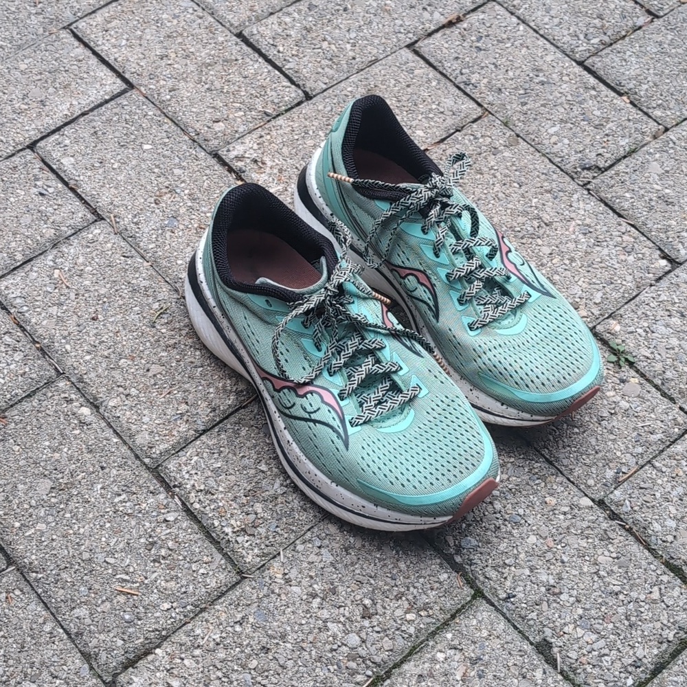 Saucony Endorphin Speed 3 Running Shoes - Picture 2 of 10